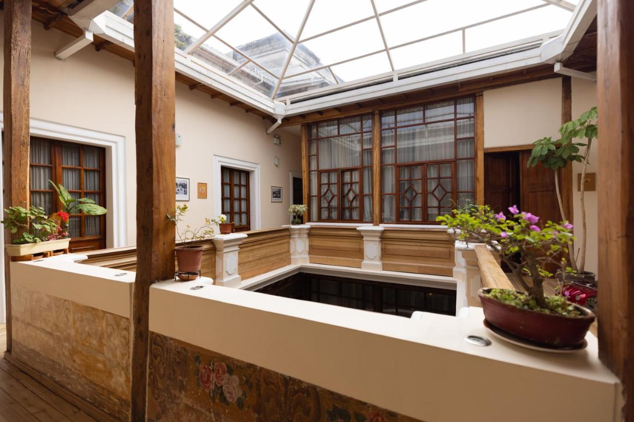 Casa El Eden Hotel กีโต ภายนอก รูปภาพ