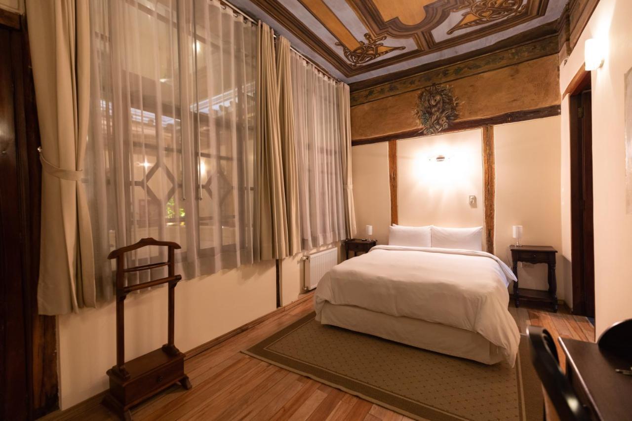 Casa El Eden Hotel กีโต ภายนอก รูปภาพ