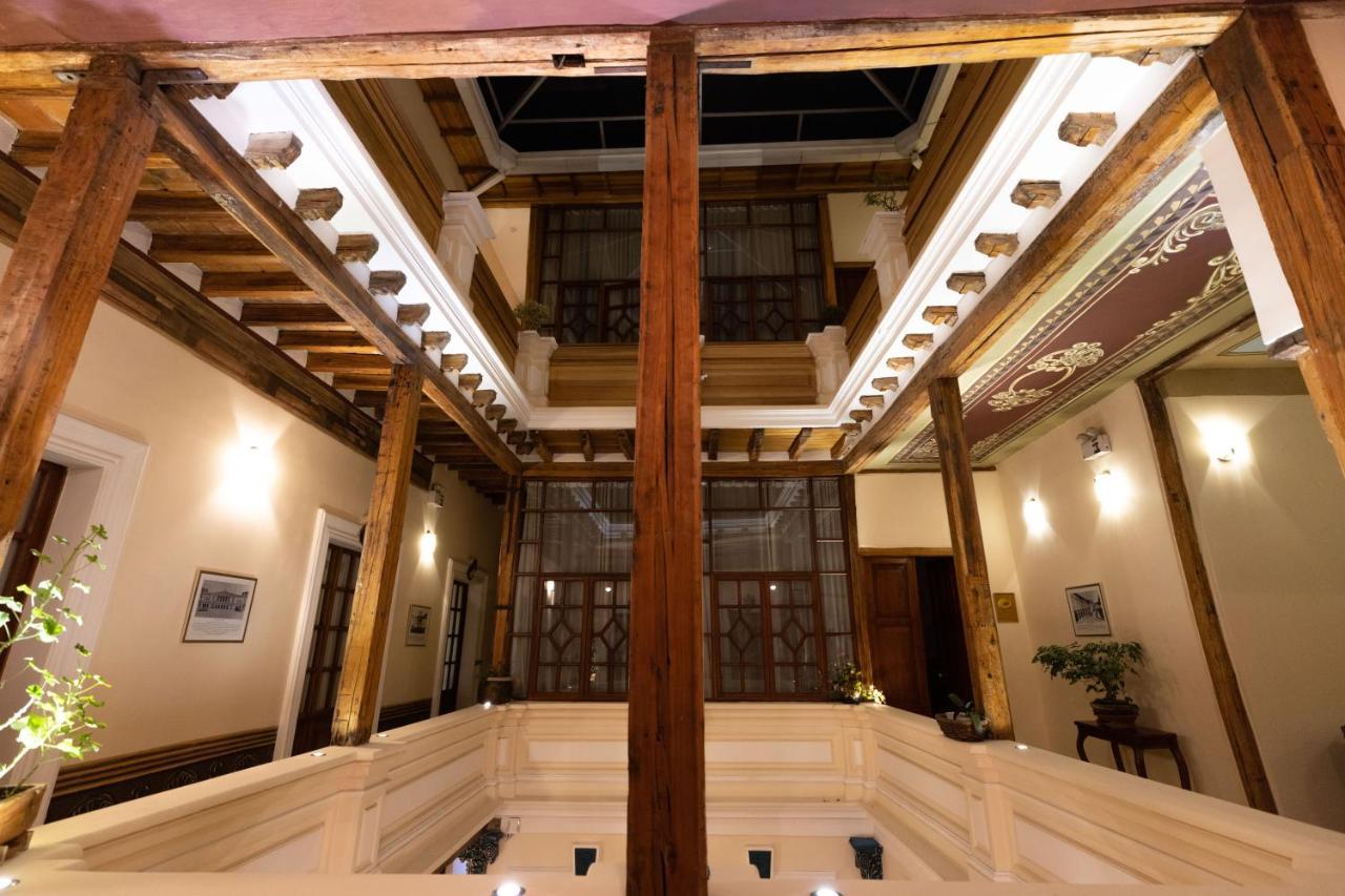 Casa El Eden Hotel กีโต ภายนอก รูปภาพ